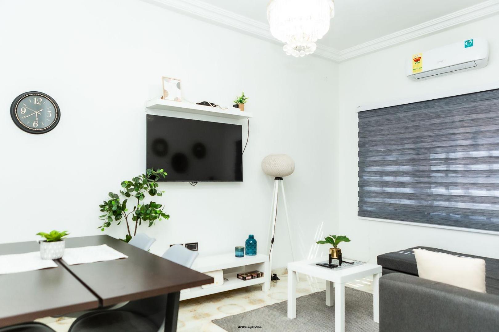 Stylish East Legon Apartment - Ac, Wi-Fi, Netflix أكرا المظهر الخارجي الصورة