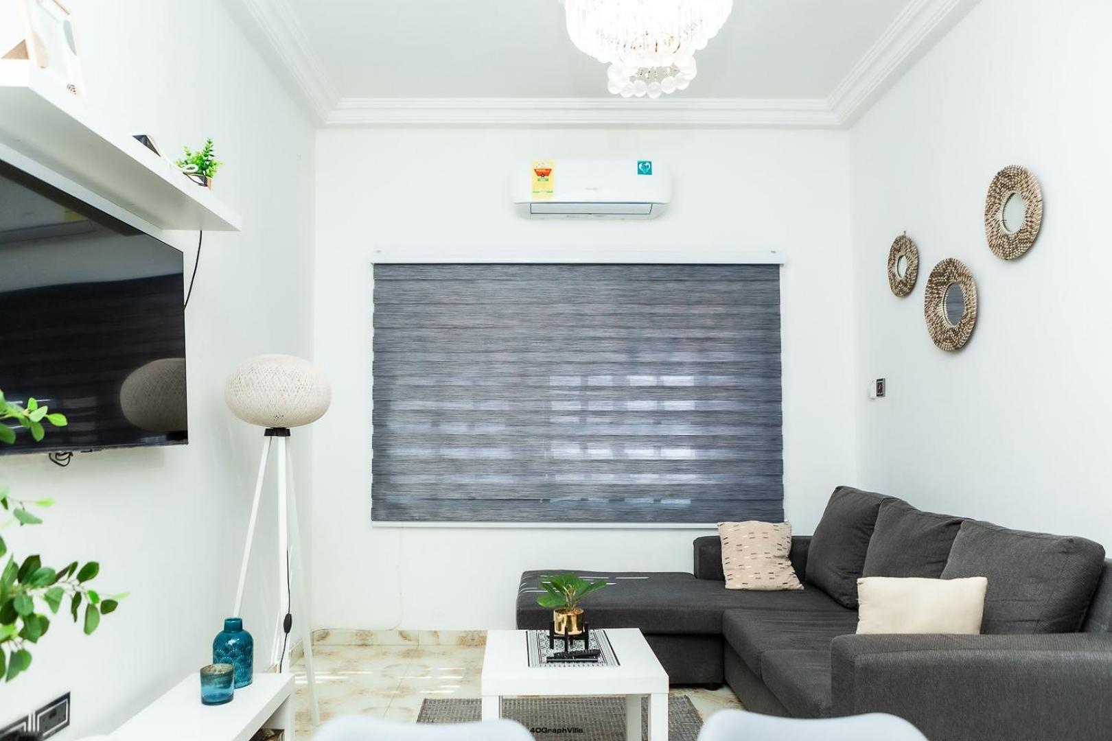 Stylish East Legon Apartment - Ac, Wi-Fi, Netflix أكرا المظهر الخارجي الصورة